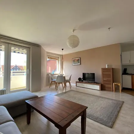 Lotsenkajuete-Am-Seedeich-21-27472-Cuxhaven-Grimmershoern-Seesicht Appartement